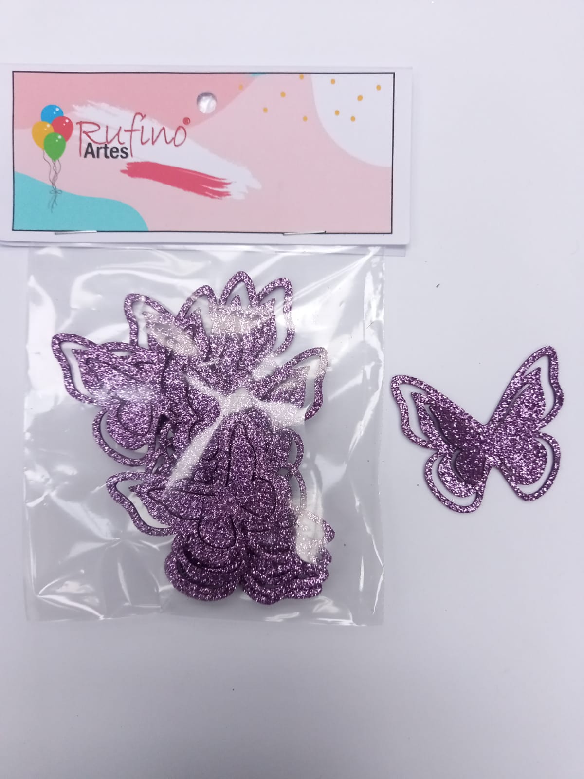 Doceria 3D - Um bolo lindo com glitter roxo e borboletas